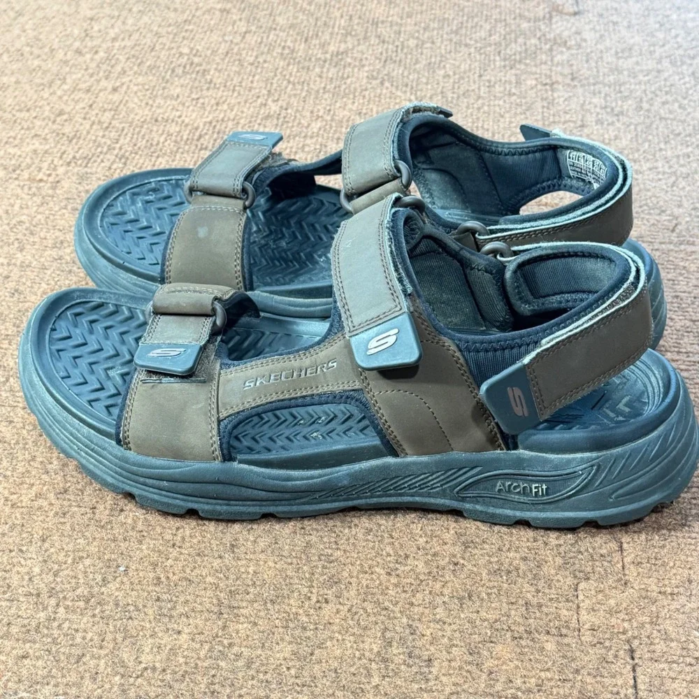 Skechers Arch Fit Mens Sandals Brown Leather Trail Walking Shoes 204349 Size 11